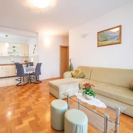 Ivana By Interhome