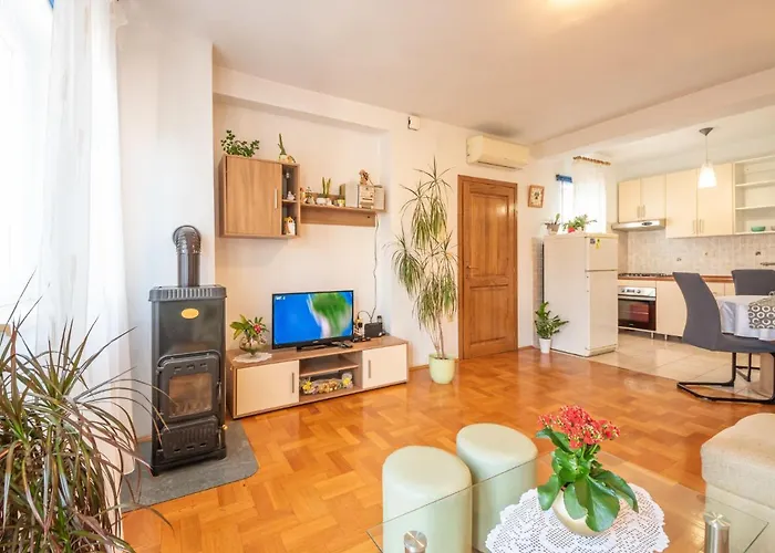 Apartamento Ivana By Interhome